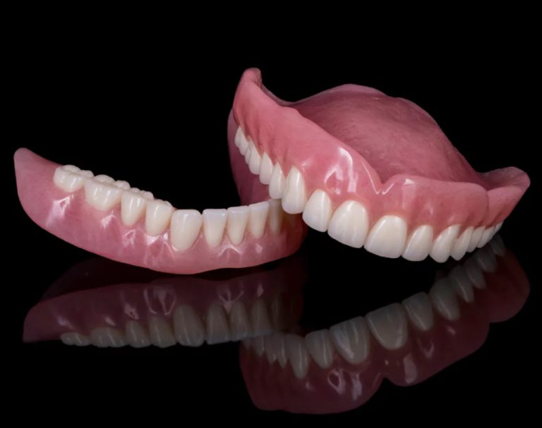 High-quality dentures in Lahore
